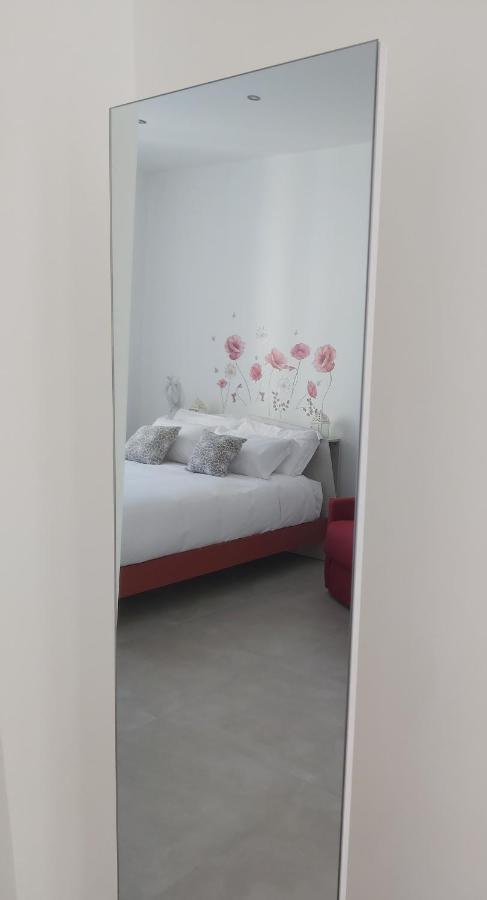 Candy'S Dream Rooms Специя Екстериор снимка