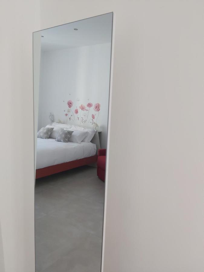 Candy'S Dream Rooms Специя Екстериор снимка