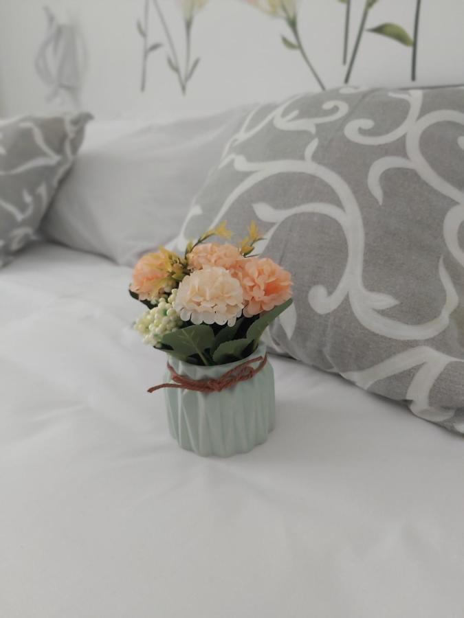 Candy'S Dream Rooms Специя Екстериор снимка